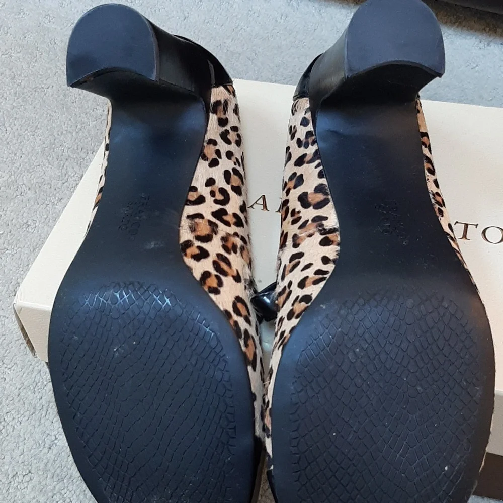 Franco Sarto 9M Women's Leopard Print Mary Jane Pumps